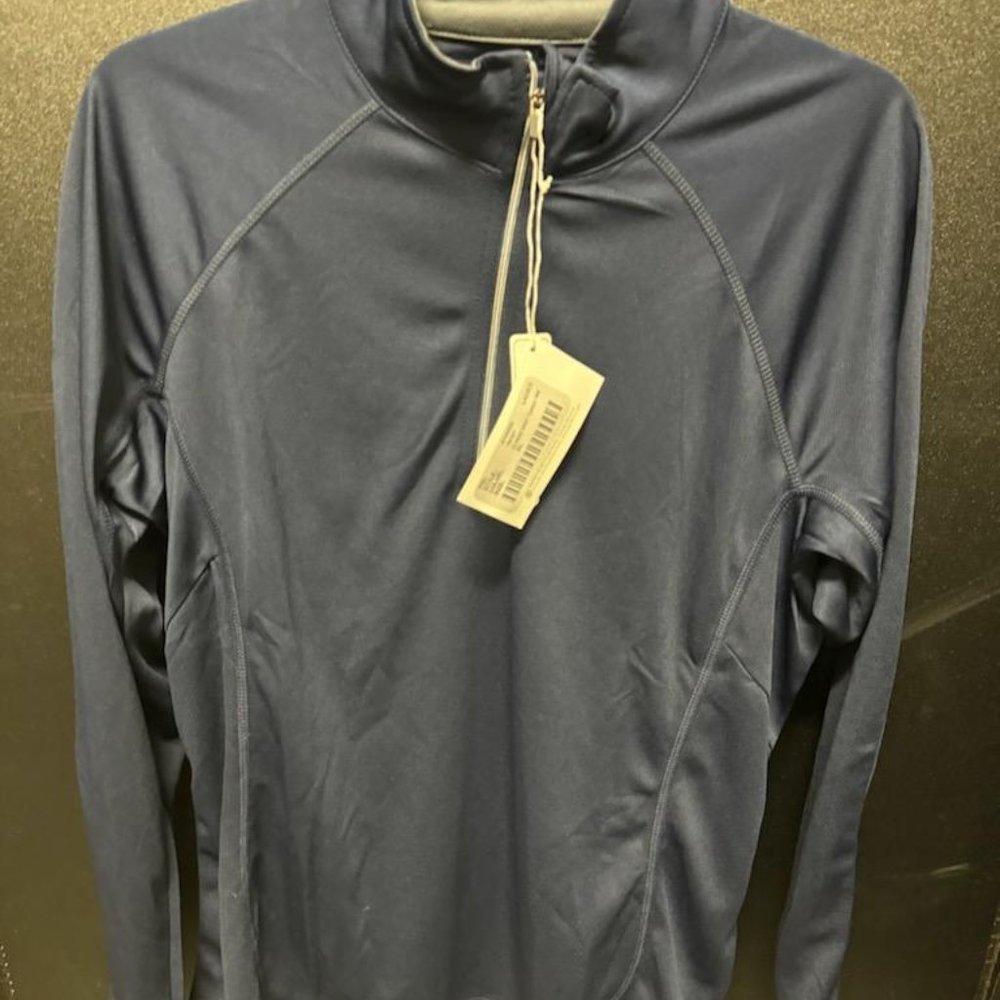 A North End quarter zip long sleeve top in Classic Navy